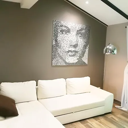 Terra Rossa- Clim- Pieds Dans L'eau * Conca