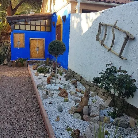 Terra Rossa- Clim- Pieds Dans L'eau *